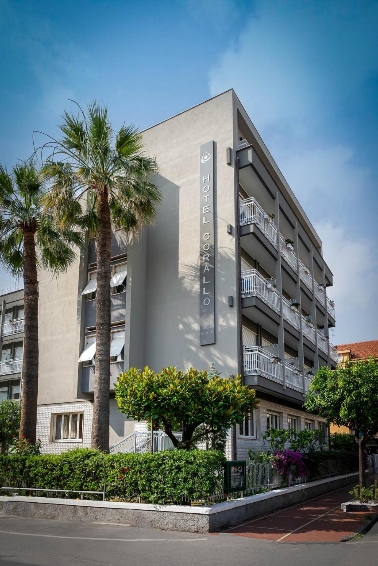 Corallo Wellness Hotel Diano Marina Exterior foto